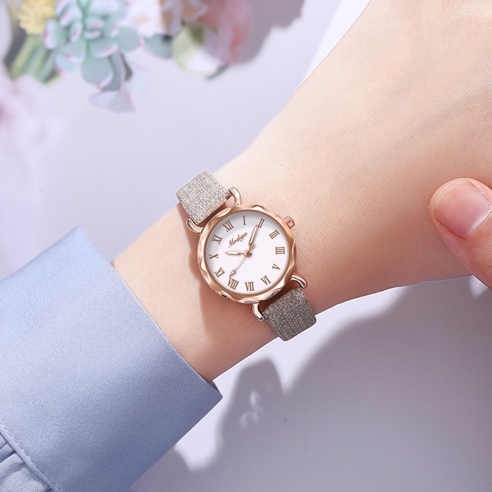 Women Accessories Display - 新しいレザーストラップ腕時計女性用防水正確なクォーツ時計エレガントな円形ブレスレット時計女性ギフト