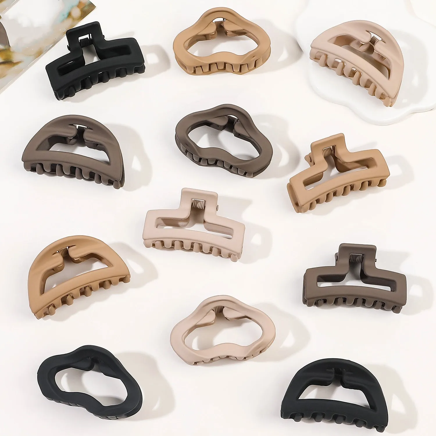Women Accessories In Wholesale - 2024 新ファッション小さなつや消し幾何学クリップヘアピンバレッタ女性ガールアクセサリー帽子髪爪卸売