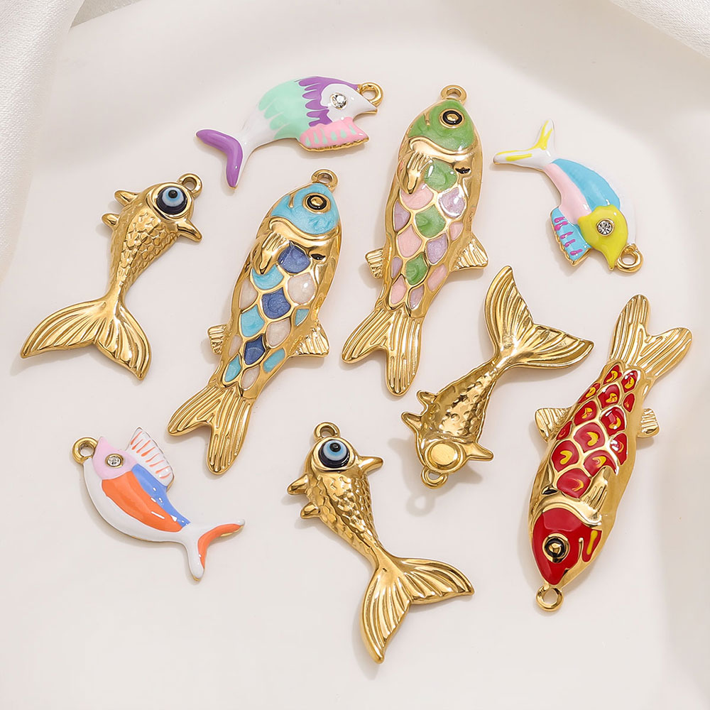 Women Accessories In Wholesale - 2-3 個ステンレス鋼かわいいゴールデンエナメル魚チャーム Bohe DIY ジュエリーメイキングアクセサリー女性のためのネックレスイヤリング卸売